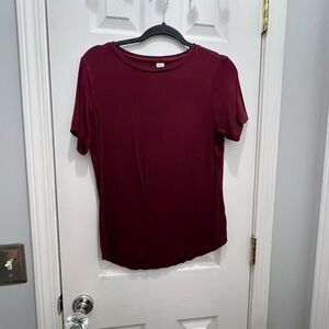 Women's Burgundy Top